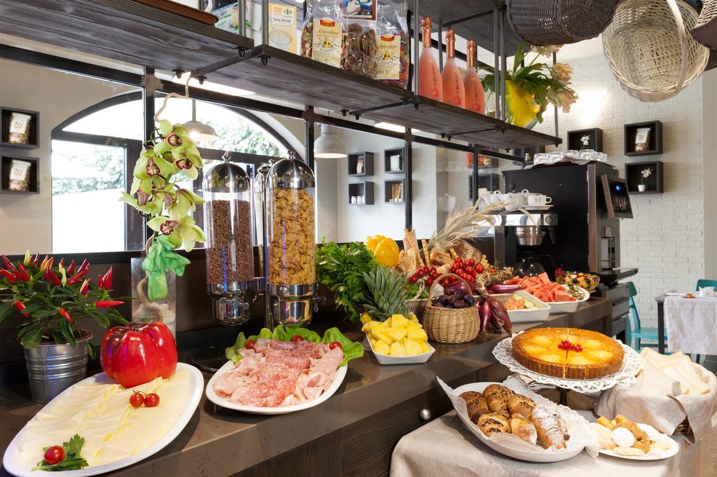 Hotel Lombardia Milano Esterno foto